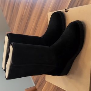Ugg Amie black classic boot, women's size 8